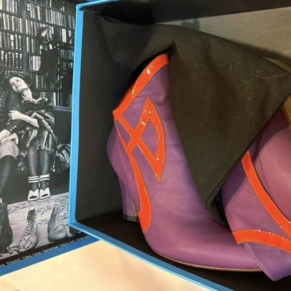 John Fluevog Rare Vibrant Purple and Orange Heeled Boots - Picture 10 of 15